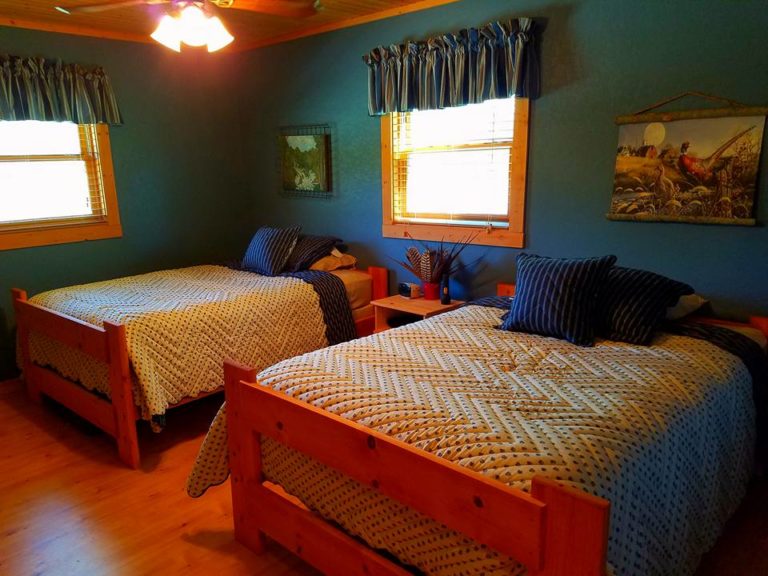 Trout Lodge Log Cabin | Iowa Cabin Rentals